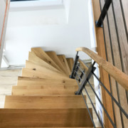 Aufgesattelte Holztreppe 018